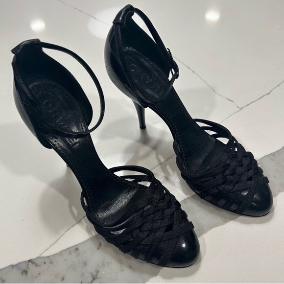 CHANEL CAP TOE CC ANKLE STRAP HEEL - Picture 2 of 9